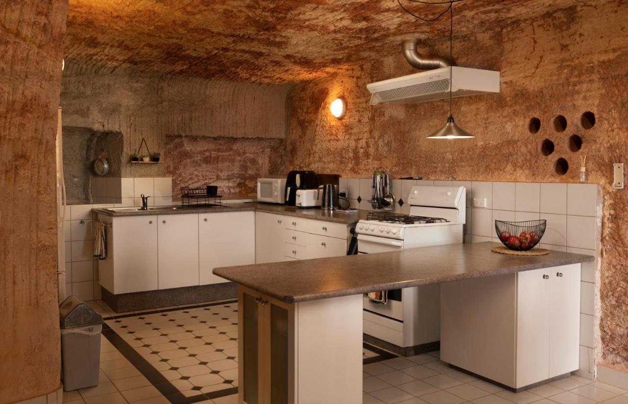 Ali'S Underground Home คูเบอร์เพดี ภายนอก รูปภาพ